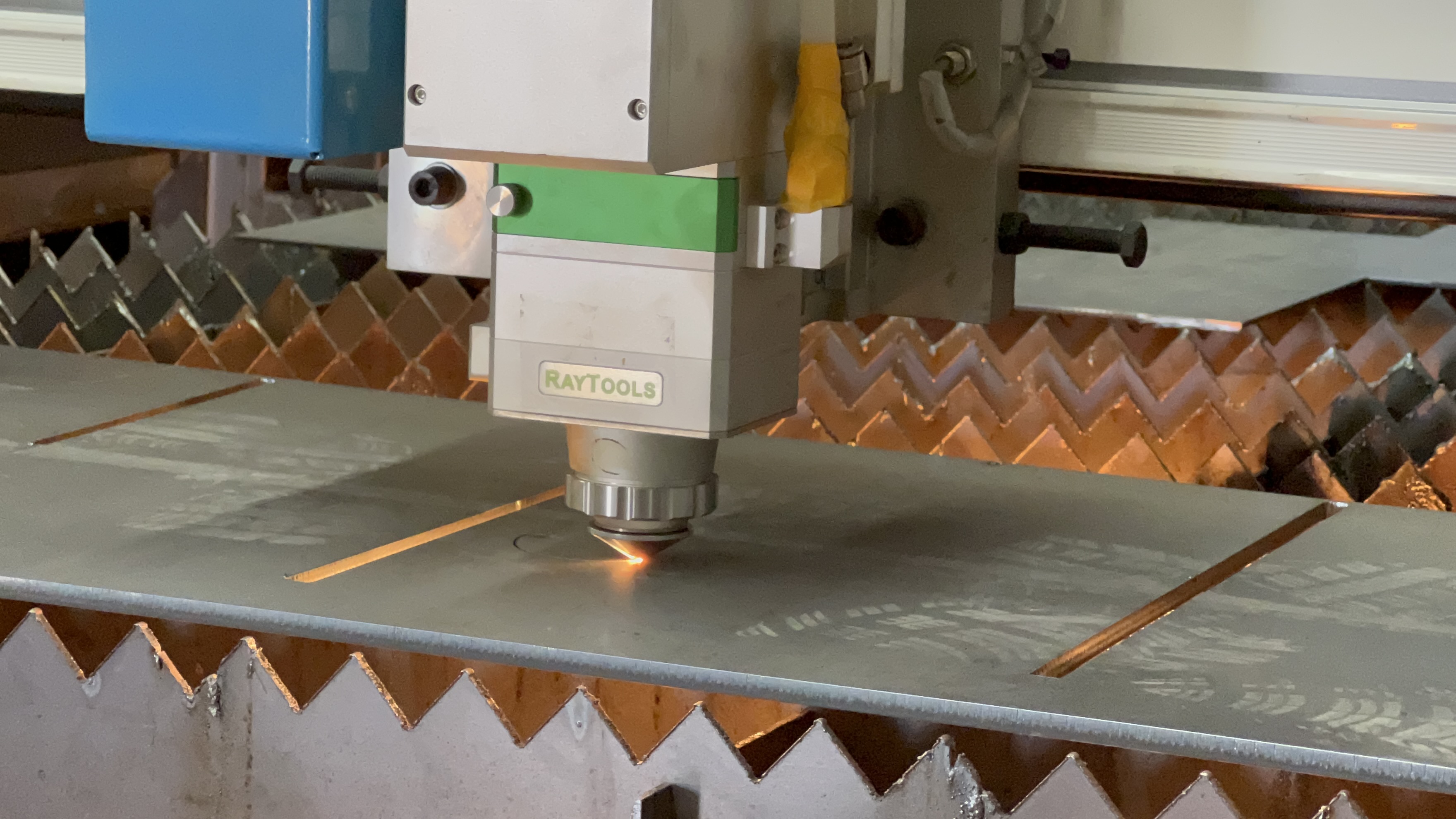 Proceso de corte laser
